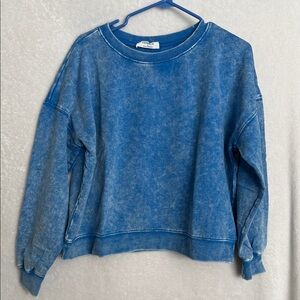 Zenana Outfitters Blue Sweatshirt